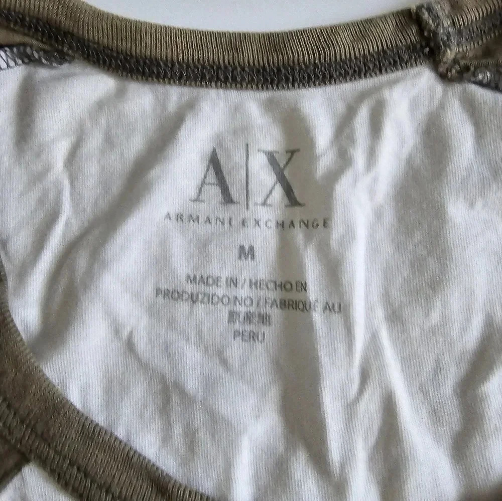 ARMANI Exchange Tshirt - Picture 2 of 4